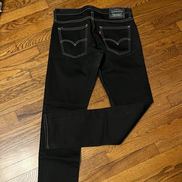 Levis jeans - Picture 3 of 3